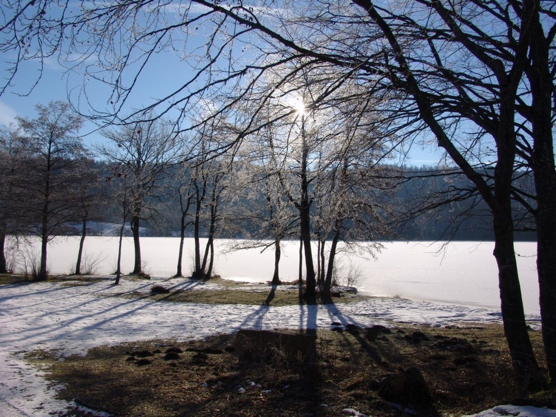 lac Ilay sous la neige