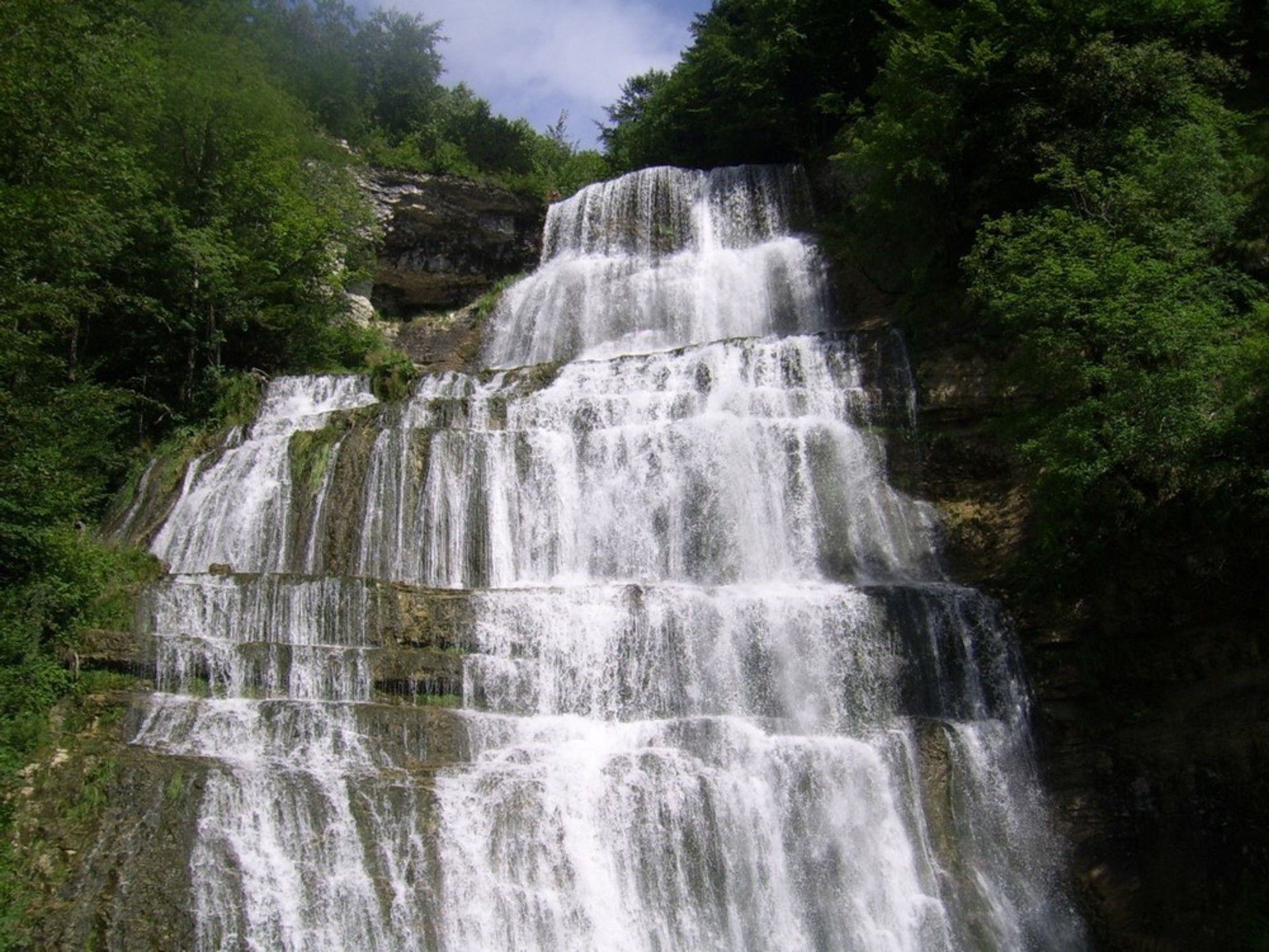 le long des cascades Hérisson