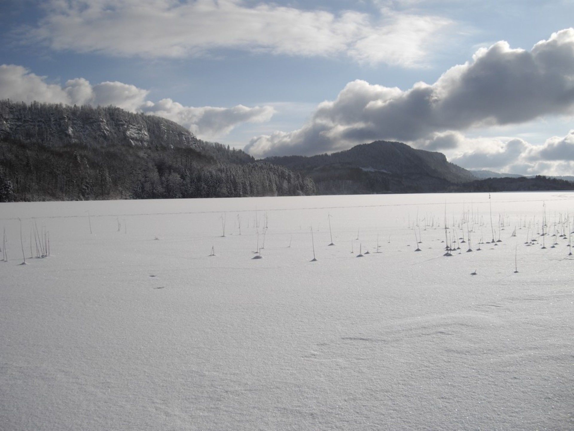 lac d'Ilay en hiver